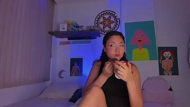 azumi cutiepie  online show from 03/22/25, 09:21