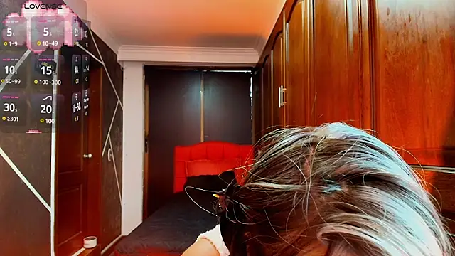 AntonellaRosee  online show from 03/22/25, 02:58