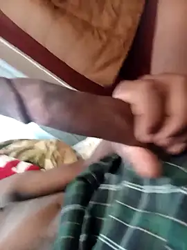 Snapshot of hardFC chatting on 10/08/25, 12:58 hardFC online show from 10/08/25, 12:58