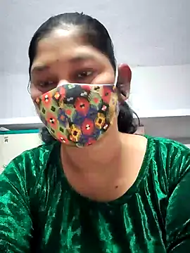 Snapshot of Bangarupapa chatting on 01/11/25, 05:52 Bangarupapa online show from 01/11/25, 05:52
