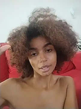 Snapshot of Emanuelle_manu chatting on 12/12/24, 02:00 Emanuelle manu online show from 12/12/24, 02:00
