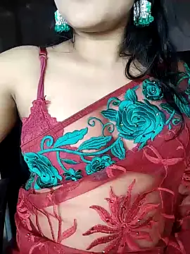 Snapshot of karishma chatting on 01/03/25, 05:20 karishma online show from 01/03/25, 05:20