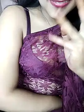 Snapshot of karishma chatting on 01/07/25, 10:11 karishma online show from 01/07/25, 10:11