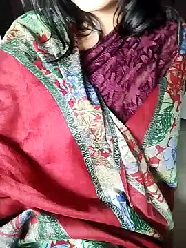 Snapshot of karishma chatting on 01/22/25, 09:10 karishma online show from 01/22/25, 09:10