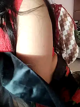 Snapshot of karishma chatting on 02/16/25, 02:53 karishma online show from 02/16/25, 02:53