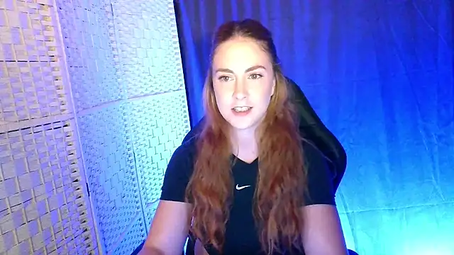 Snapshot of KayleyxEmily chatting on 09/11/25, 07:58 KayleyxEmily online show from 09/11/25, 07:58