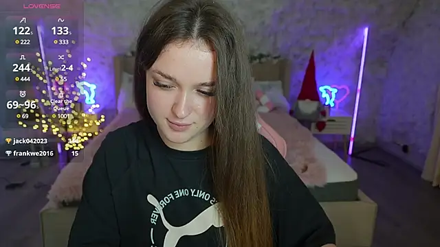 DonnaLustt online show from 01/11/25, 02:30