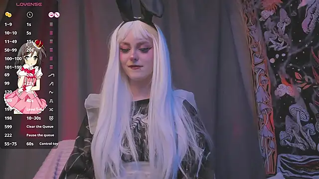 Snapshot of kissthasky chatting on 11/26/25, 11:06 kissthasky online show from 11/26/25, 11:06