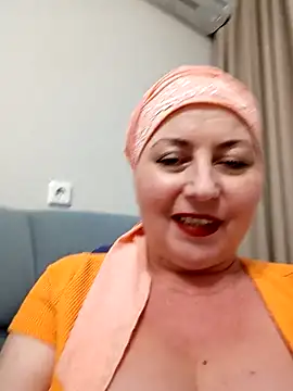 Lana Luna1 online show from 10/06/25, 07:22