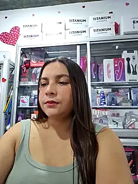 Snapshot of sofiafantasy chatting on 01/05/25, 09:57 sofiafantasy online show from 01/05/25, 09:57