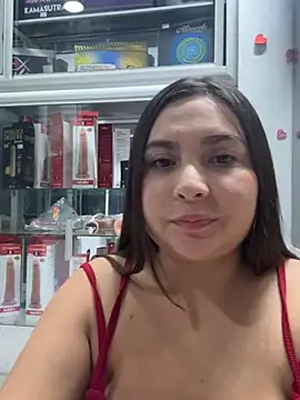 Snapshot of sofiafantasy chatting on 03/08/25, 03:39 sofiafantasy online show from 03/08/25, 03:39