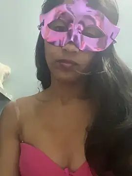 Snapshot of HotRiyacpl chatting on 11/15/25, 05:31 HotRiyacpl online show from 11/15/25, 05:31