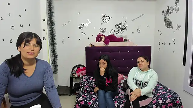 Luna Star Sl online show from 01/18/25, 12:26