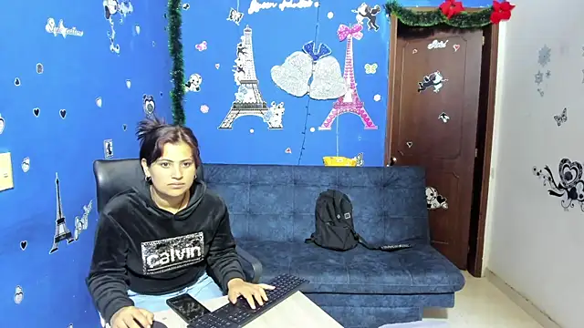 Luna Star Sl online show from 01/23/25, 12:19