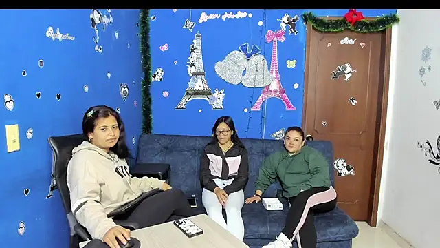 Luna Star Sl online show from 02/10/25, 12:29