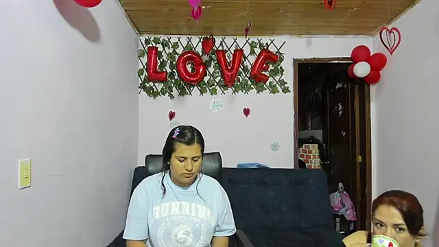 Luna Star Sl online show from 03/04/25, 12:33