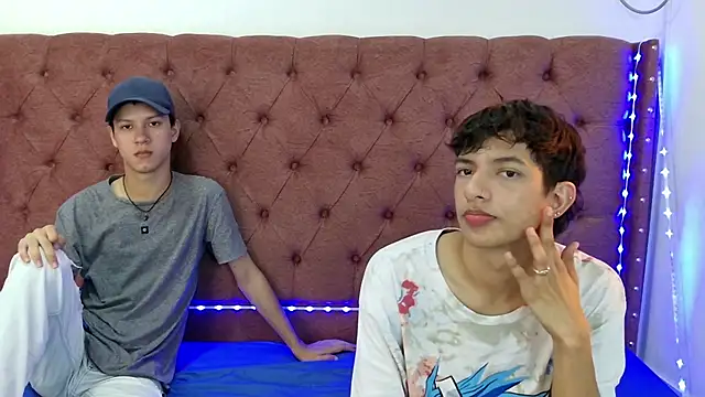 boys yourparty online show from 12/21/24, 01:42