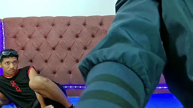 boys yourparty online show from 01/29/25, 01:28