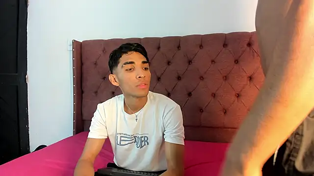 boys yourparty online show from 09/24/25, 01:03