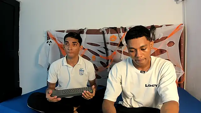 boys yourparty online show from 10/22/25, 01:11