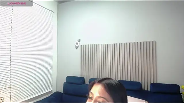 Snapshot of Scarllett_BDSM chatting on 10/30/25, 08:38 Scarllett BDSM online show from 10/30/25, 08:38