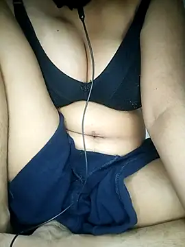 Snapshot of Sannyleon67 chatting on 11/19/25, 05:51 Sannyleon67 online show from 11/19/25, 05:51