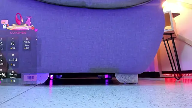 SophieHarris  online show from 03/12/25, 11:01