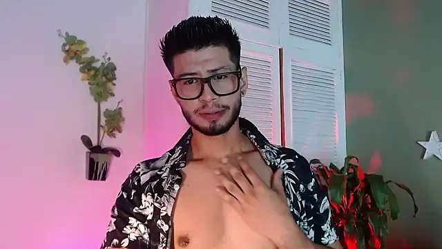 Colby brown03 online show from 11/13/25, 07:24