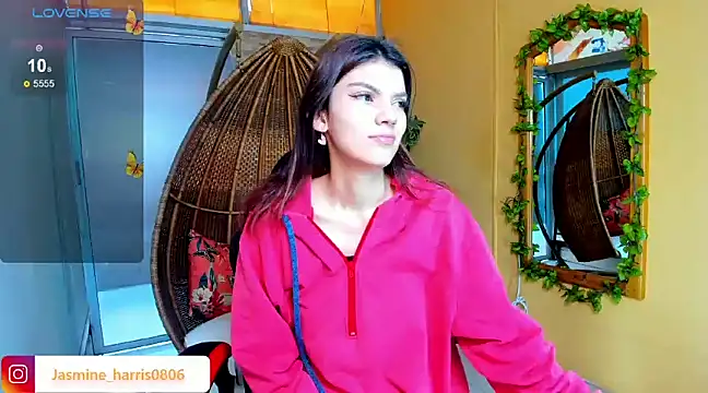 Snapshot of JasmineHarris chatting on 01/13/25, 11:41 JasmineHarris online show from 01/13/25, 11:41