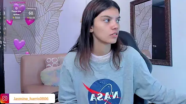 Snapshot of JasmineHarris chatting on 02/15/25, 12:01 JasmineHarris online show from 02/15/25, 12:01