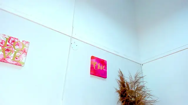 AnnieSofiia online show from 10/06/25, 08:17