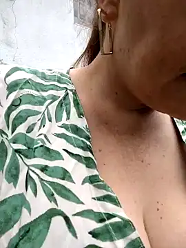 sussy 185 online show from 12/17/24, 03:17