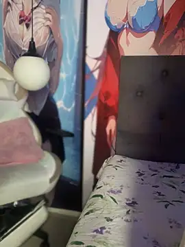 Im Little online show from 02/06/25, 03:48