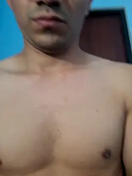 charlesss19 online show from 11/04/25, 10:53