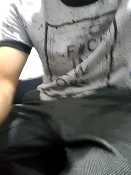 charlesss19 online show from 11/09/25, 10:19