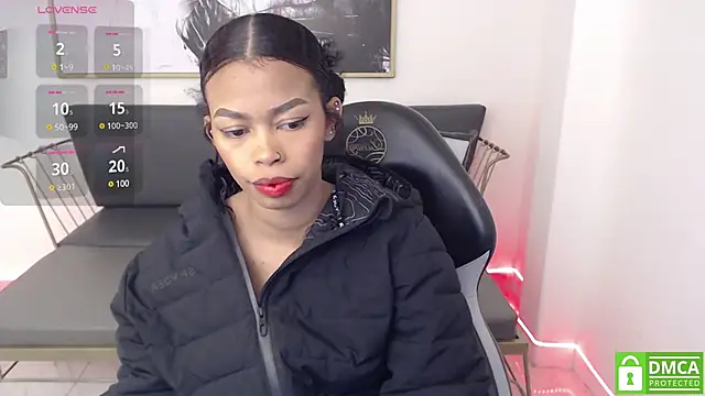 Snapshot of Shenna_brunette_ chatting on 02/02/25, 01:08 Shenna brunette online show from 02/02/25, 01:08