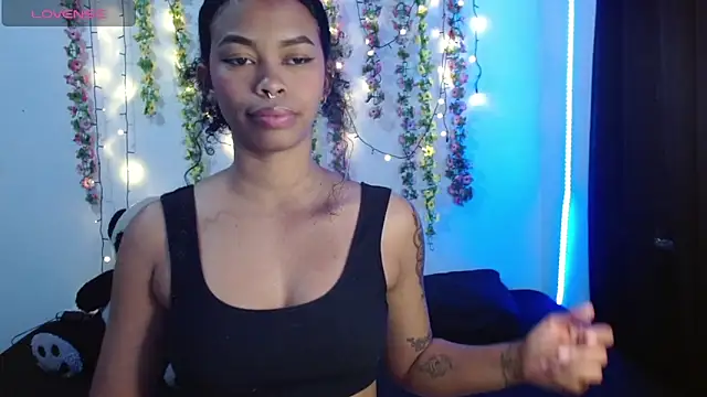 Snapshot of Shenna_brunette_ chatting on 09/11/25, 06:30 Shenna brunette online show from 09/11/25, 06:30