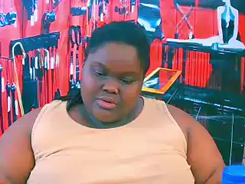 EbonyHotBuns online show from 10/28/25, 09:28