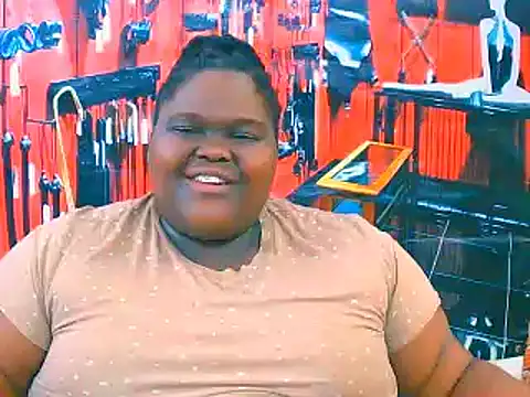 EbonyHotBuns online show from 11/12/25, 07:42