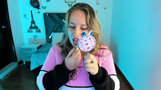 Dana martinezz online show from 02/04/25, 04:26