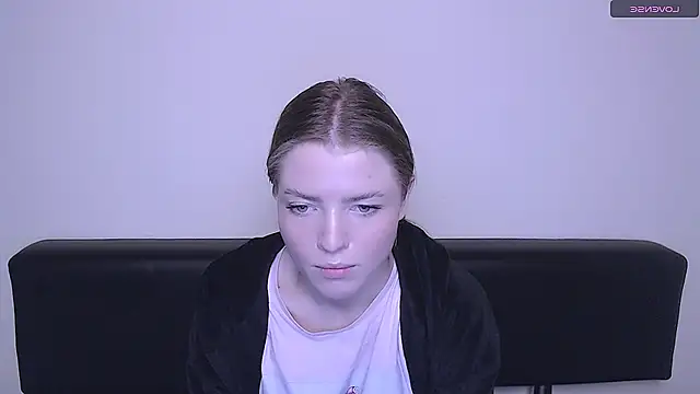 Snapshot of MissOliviaa_ chatting on 12/16/24, 11:22 MissOliviaa  online show from 12/16/24, 11:22