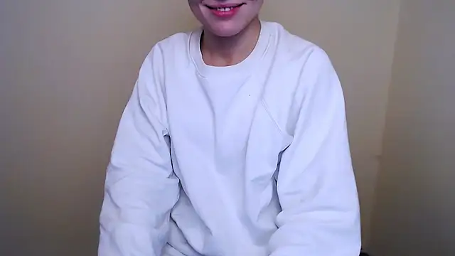 Snapshot of MissOliviaa_ chatting on 01/23/25, 11:48 MissOliviaa  online show from 01/23/25, 11:48