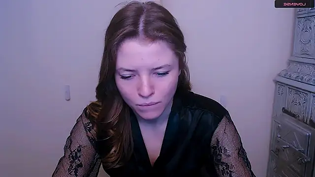 Snapshot of MissOliviaa_ chatting on 02/15/25, 01:27 MissOliviaa  online show from 02/15/25, 01:27