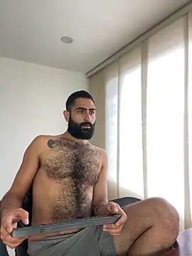 Snapshot of Drogamma chatting on 09/10/25, 01:00 Drogamma online show from 09/10/25, 01:00