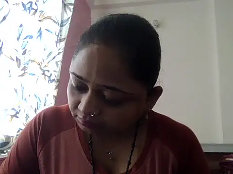 Snapshot of manvi199407 chatting on 09/11/25, 04:56 manvi199407 online show from 09/11/25, 04:56