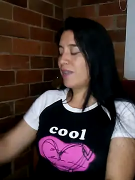 Snapshot of Gabriela_squirt02 chatting on 02/22/25, 01:22 Gabriela squirt02 online show from 02/22/25, 01:22