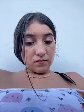 Snapshot of Matilda_russoo chatting on 01/08/25, 09:23 Matilda russoo online show from 01/08/25, 09:23
