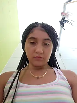 Snapshot of Matilda_russoo chatting on 02/02/25, 07:25 Matilda russoo online show from 02/02/25, 07:25