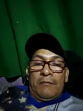 Snapshot of ardiente47 chatting on 03/20/25, 02:51 ardiente47 online show from 03/20/25, 02:51