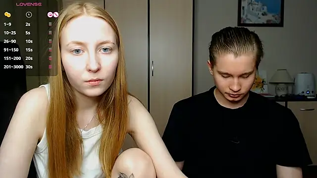 Snapshot of AliceStoneJhonyStone chatting on 02/16/25, 01:16 AliceStoneJhonyStone online show from 02/16/25, 01:16
